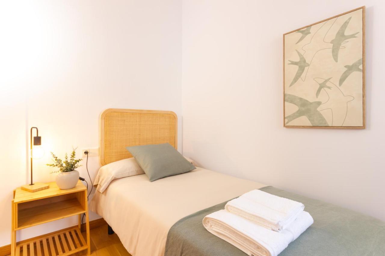 Апартаменты Elegante Duplex En Terrassa, Barcelona Экстерьер фото